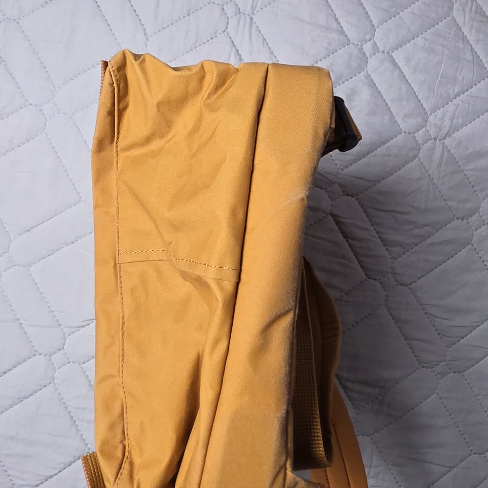 Kånken Men's Backpack - Mustard Yellow - Picture 11 of 13